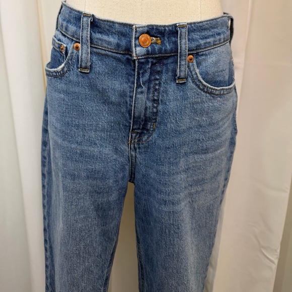J. Crew ‘9” Demi-Boot Crop Jean’ in “Cedar” Wash Size 26 - Picture 4 of 16